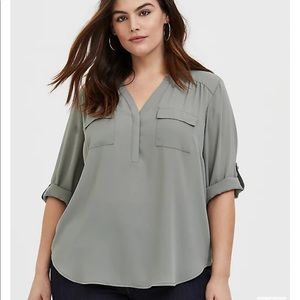 HARPER – SAGE GREEN GEORGETTE PULLOVER BLOUSE